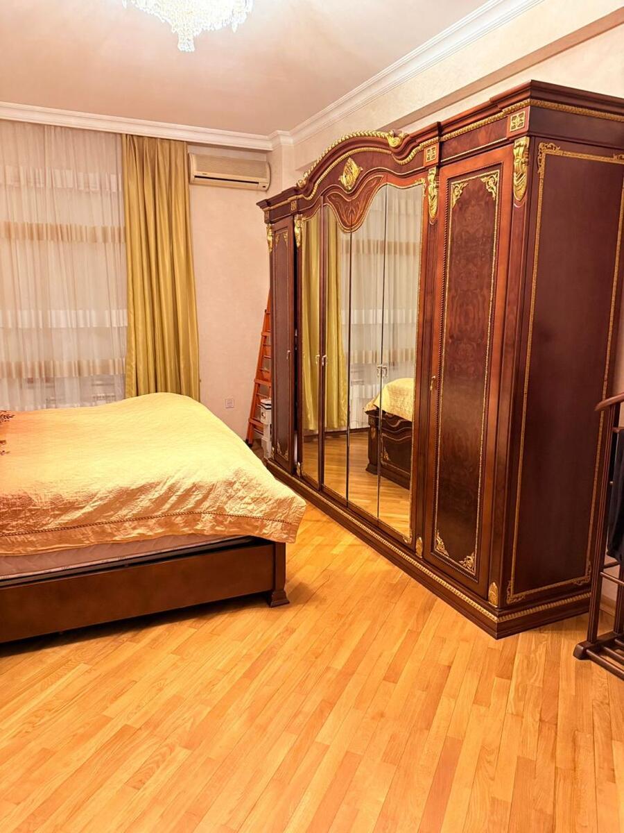 İcarəyə verilir 3 otaqlı yeni tikili 160 m² — Mənzil, Bakı (12)