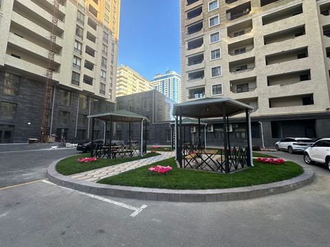 Satılır 2 otaqlı yeni tikili 70 m² — Bakı