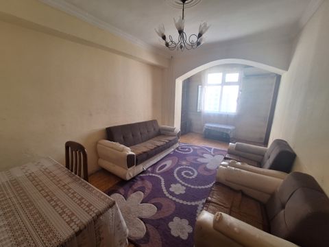 Satılır 2 otaqlı köhnə tikili 41 m² — Bakı