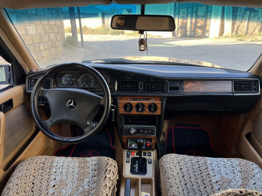 Mercedes 190, 2.0 L, 1992 il, 550 000 km — Avtomobillər, Xırdalan (9)