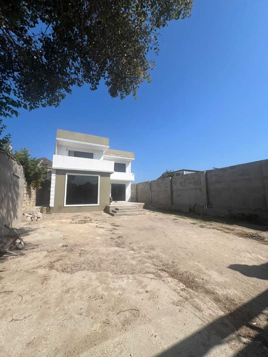 Satılır 5 otaqlı həyət evi/bağ evi 250 m² — Ev, villa, Bakı (4)