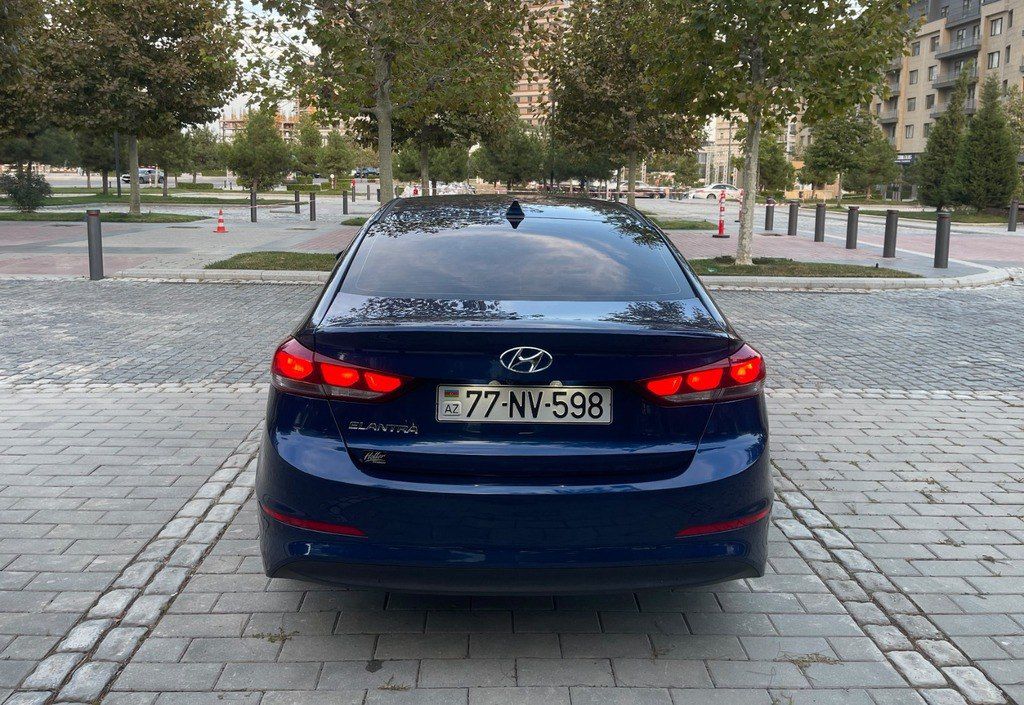 Hyundai Elantra, 2.0 L, 2017 il, 92 000 km 77-NV-598 — Avtomobillər, Bakı (9)
