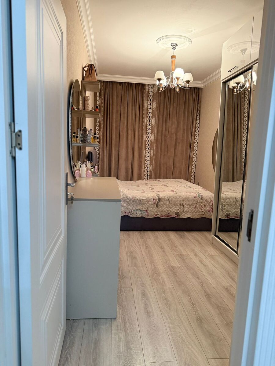 Satılır 2 otaqlı köhnə tikili 75 m² — Mənzil, Bakı (7)