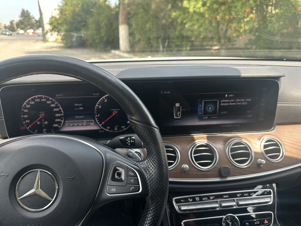 Mercedes E 300, 2.0 L, 2018 il, 170 000 km — Avtomobillər, Bakı (4)