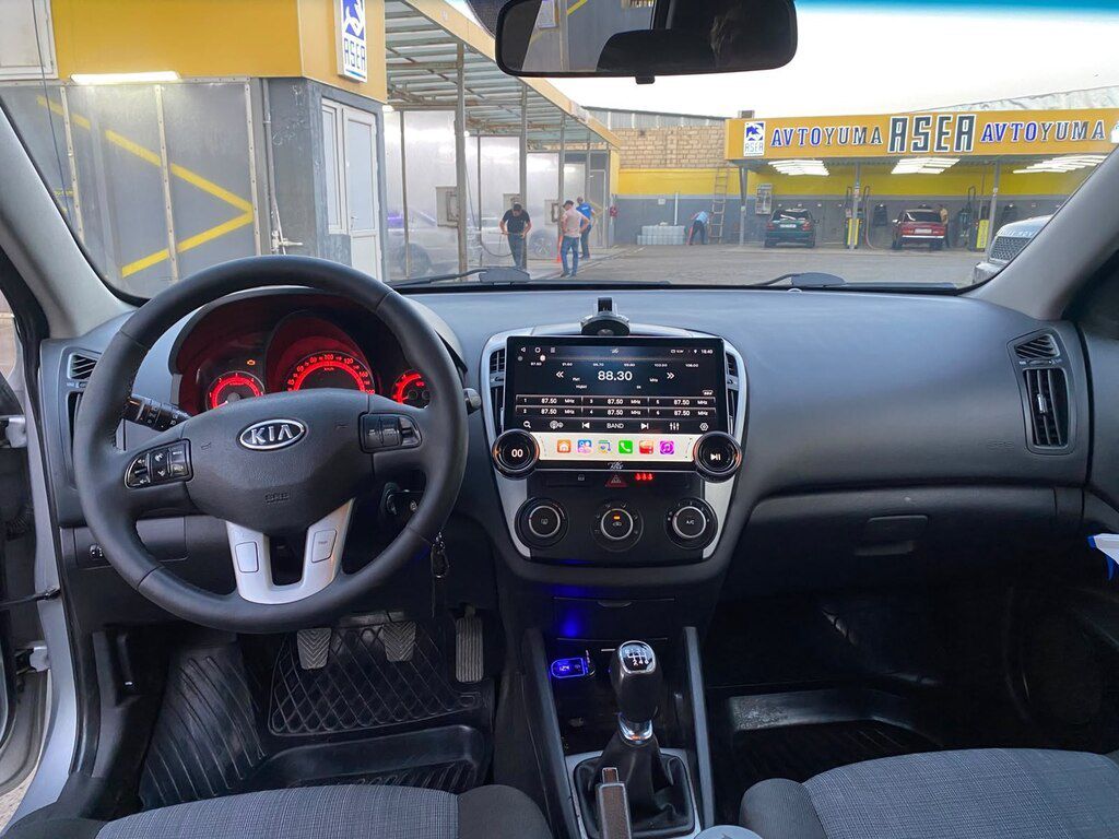 Kia Ceed SW, 1.6 L, 2009 il, 315 000 km 99-KY-480 — Avtomobillər, Gəncə (9)