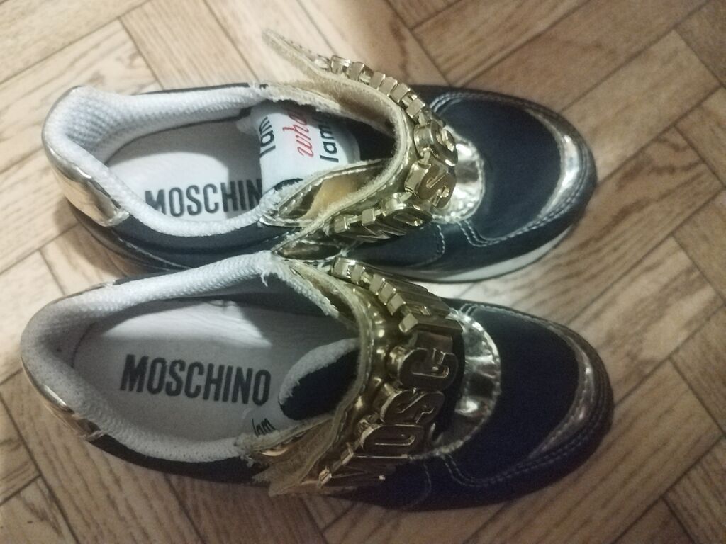 Moschino uşaq idman ayaqqabısı - Brend: Moschino - Model: Velkro — Uşaq ayakkabısı, Bakı (2)