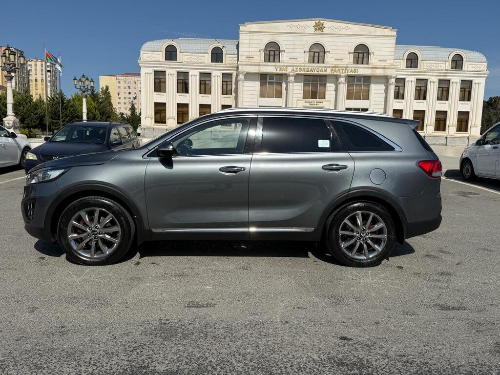 Kia Sorento, 2.2 L, 2016 il, 270 000 km — Avtomobillər, Bakı (2)