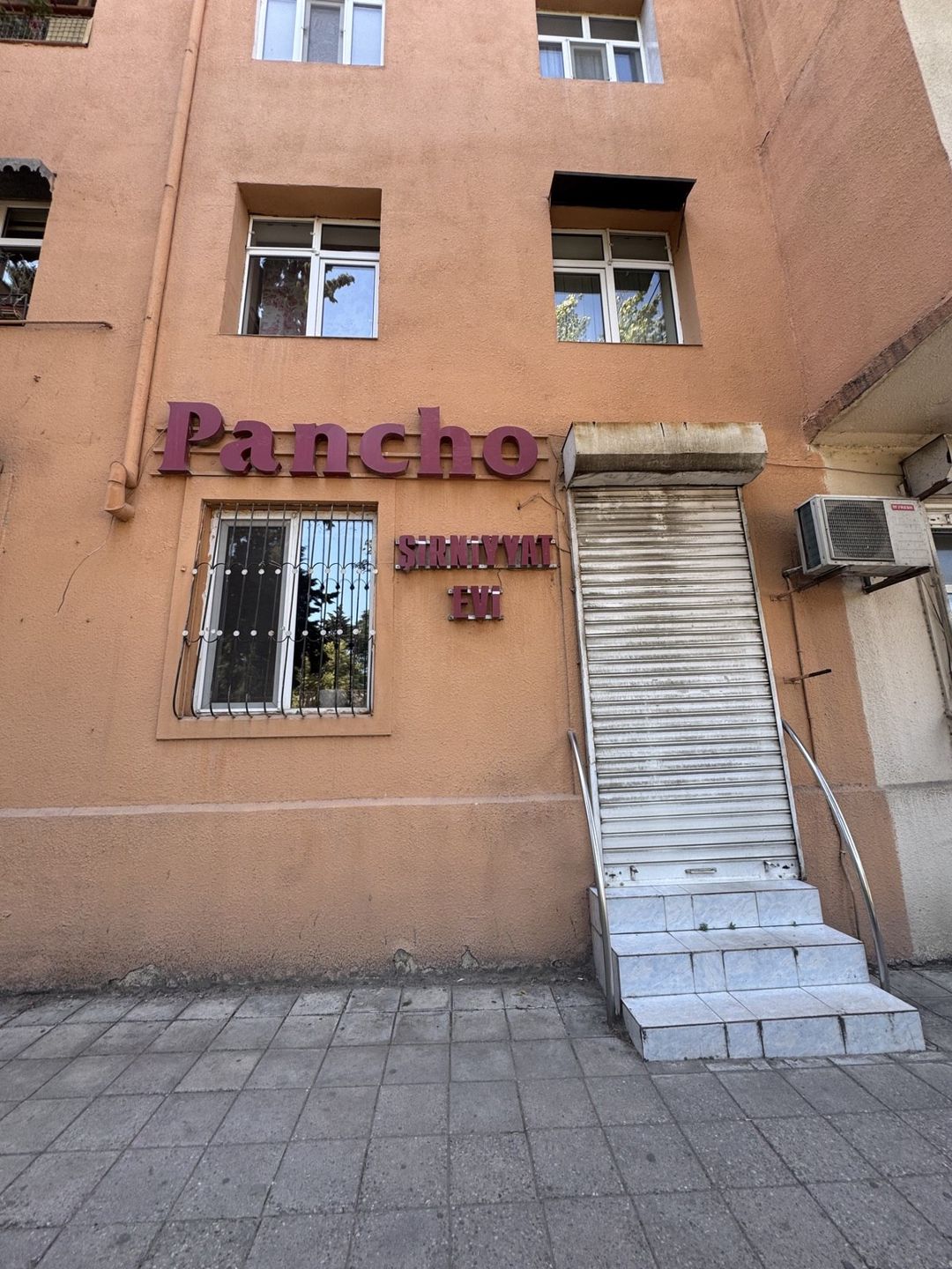 Satılır obyekt 170 m² — Əmlak, Bakı (4)