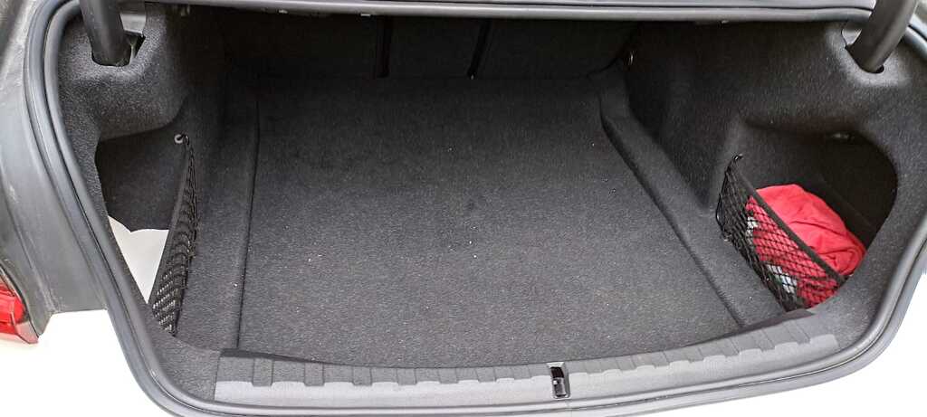 BMW 330, 2.0 L, 2019 il, 32 300 km — Avtomobillər, Bakı (8)