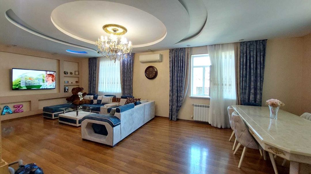 Satılır 5 otaqlı həyət evi/bağ evi 200 m² — Ev, villa, Bakı (8)