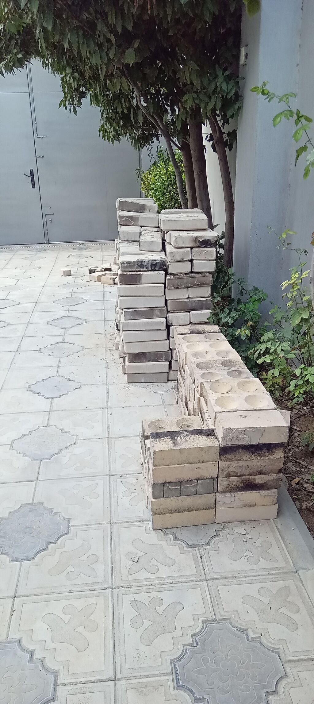 Məhsul: Beton bordür və dekorativ kənar daşları dəsti Təsvir — Beton, Bakı (2)