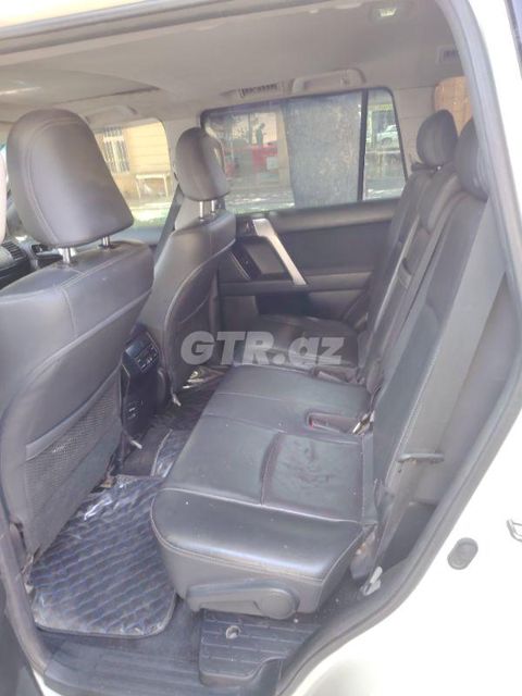 Toyota Land Cruiser Prado 2.7 L, 2014, 30 000 km — Yevlax