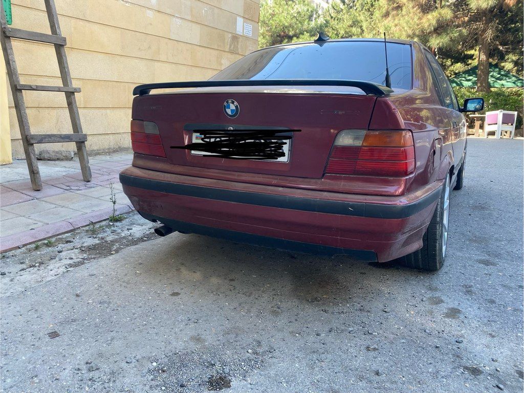 BMW 318, 1.8 L, 1993 il, 350 000 km — Avtomobillər, Bakı (4)