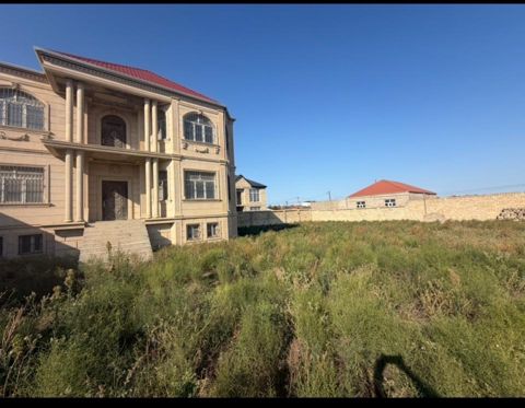 Satılır 9 otaqlı həyət evi/bağ evi 666 m² — Bakı