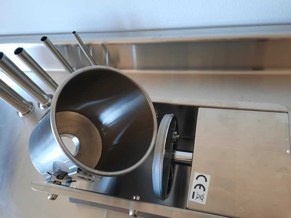 Kolbasa və sosiska dolduran — Biznes və avadanlıq, Bakı (10)