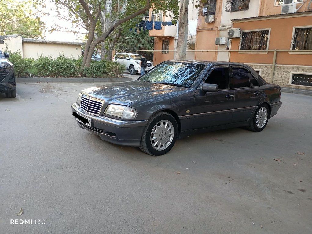 Mercedes C 220, 2.2 L, 1999 il, 300 000 km — Avtomobillər, Bakı (4)