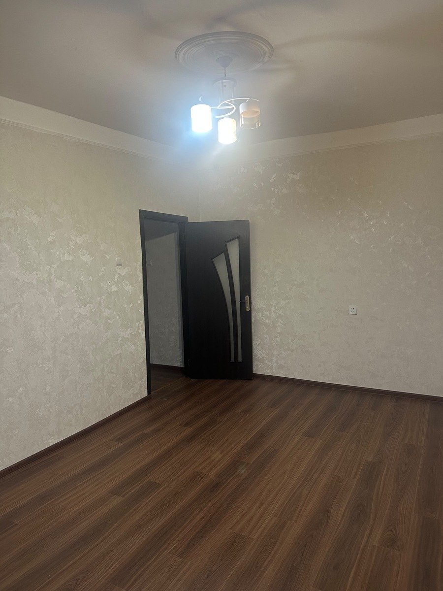 Satılır 1 otaqlı köhnə tikili 40 m² — Mənzil, Bakı (5)