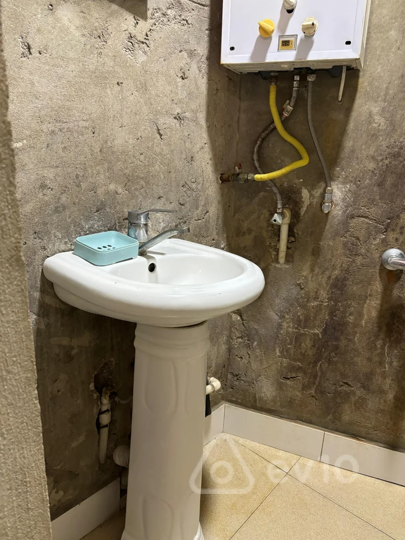 1 otaqlı həyət evi, 40 m², Yeni Günəşli — kirayə — Ev, villa, Bakı (9)