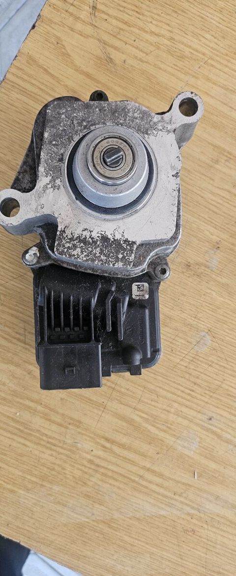 BMW razdatka bloku — Bakı