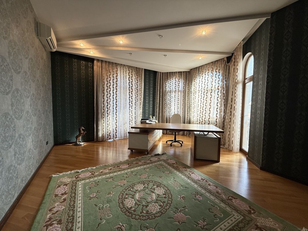 Satılır 11 otaqlı həyət evi/bağ evi 625 m² — Ev, villa, Bakı (12)
