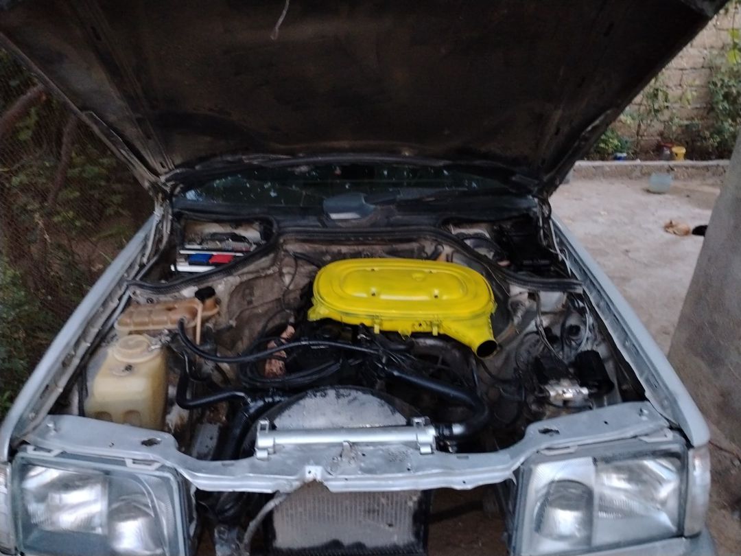 Mercedes E 200, 1992 il 99-LK-933 — Avtomobillər, Bakı (5)