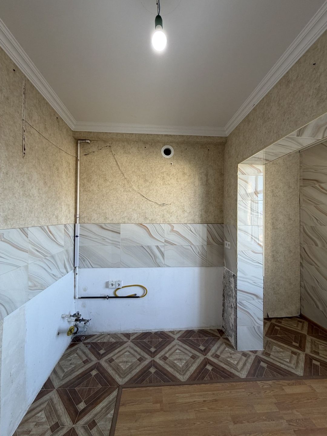 Satılır 3 otaqlı köhnə tikili 90 m² — Mənzil, Bakı (12)