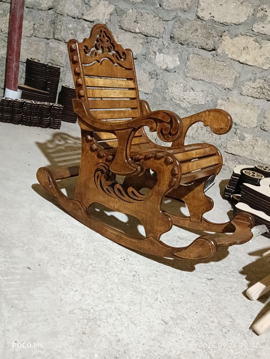 Taxta yelləncək kreslo - Material: tam ağac (cilalanmış və — Kreslolar, Digah (2)