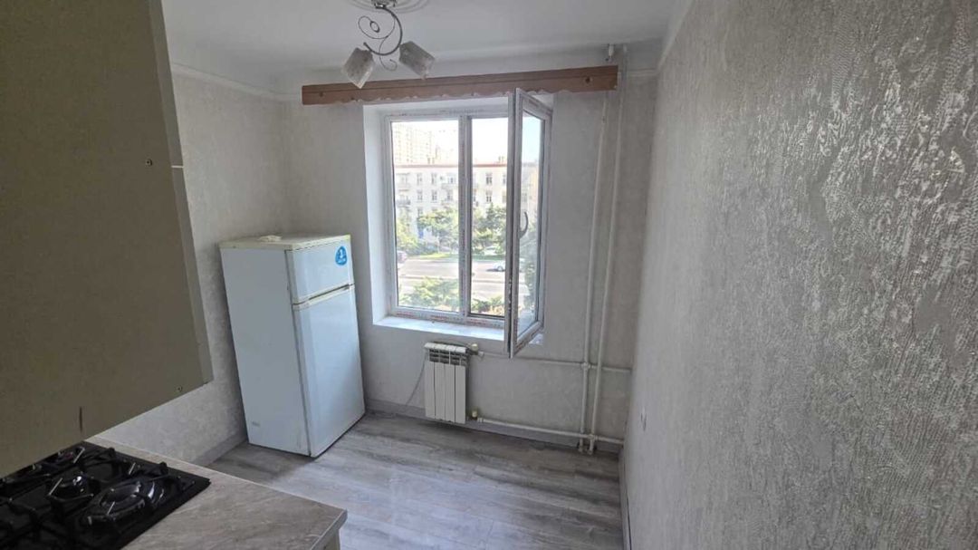 Satılır 1 otaqlı köhnə tikili 40 m² — Mənzil, Bakı (5)