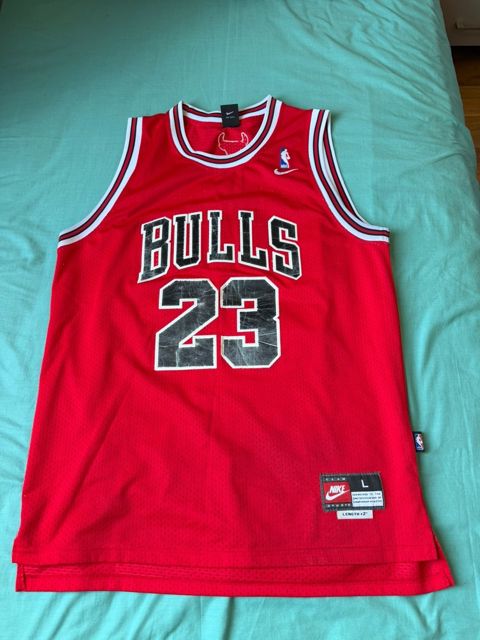 Chicago Bulls. Michael Jordan 23 forması — Bakı