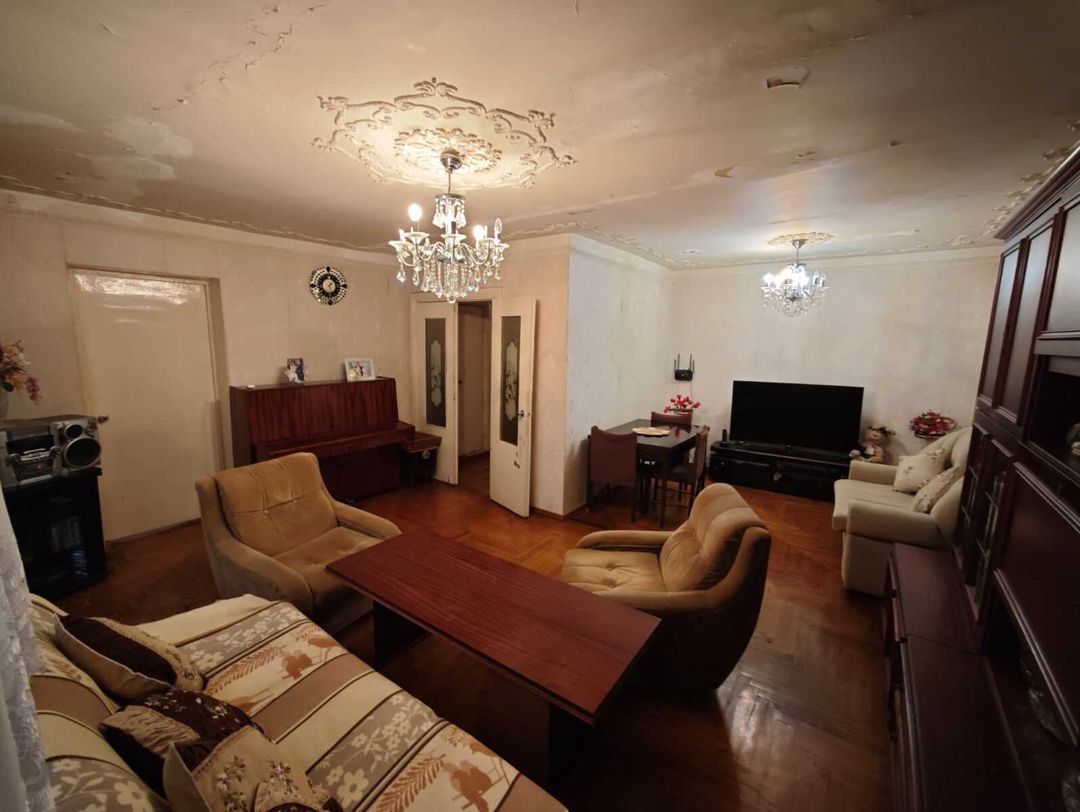 Satılır 3 otaqlı köhnə tikili 90 m² — Mənzil, Bakı