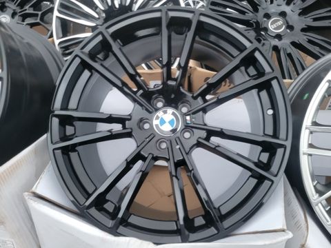 "BMW G30" diskləri r20 — Bakı