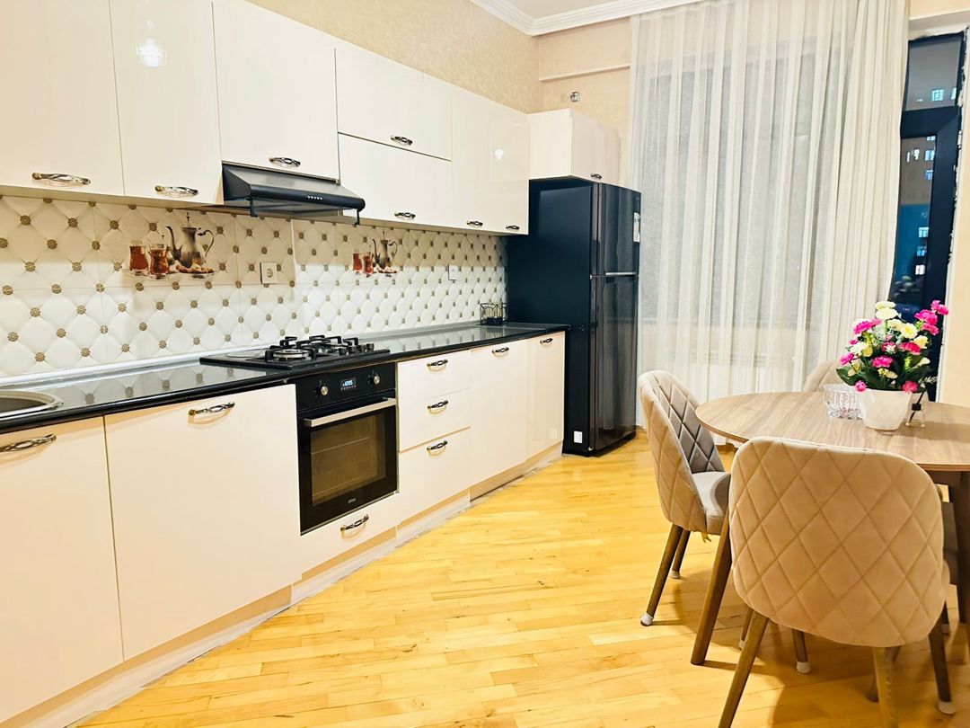 İcarəyə verilir 2 otaqlı yeni tikili 70 m² — Mənzil, Bakı (6)