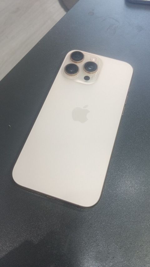 Apple iPhone 16 Pro Max Desert Titanium 256GB/8GB — Bakı