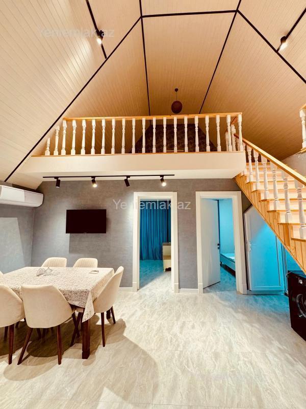 Günlük 4 otaqlı Həyət evi / Villa, 250 m², Xəzər rayonu — Ev, villa, Bakı (6)