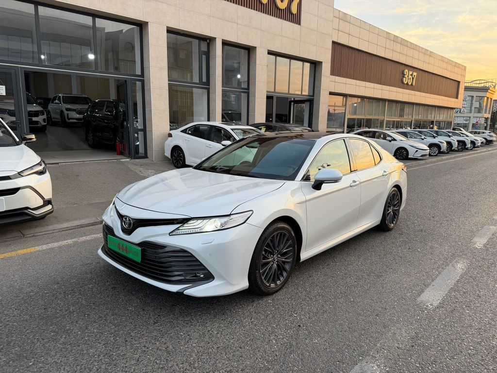 Toyota Camry, 2.5 L, 2019 il, 87 000 km — Avtomobillər, Bakı (2)