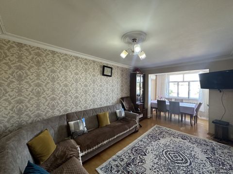Satılır 2 otaqlı köhnə tikili 50 m² — Bakı