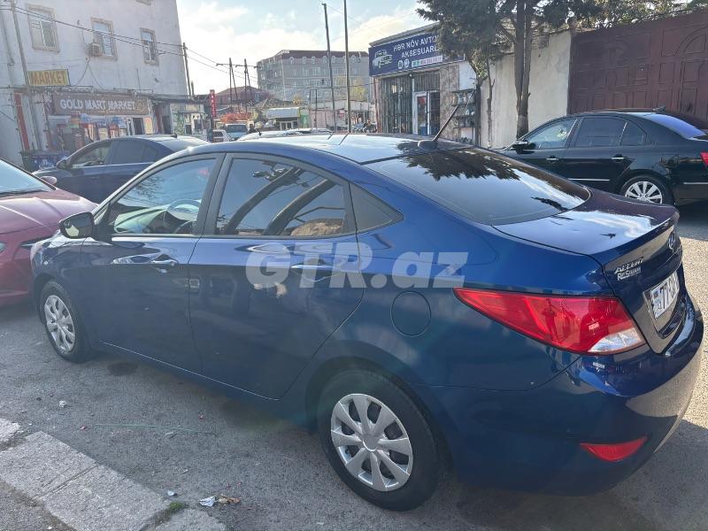 Hyundai Accent 1.6 L, 2015, 110 000 km — Avtomobillər, Bakı (2)