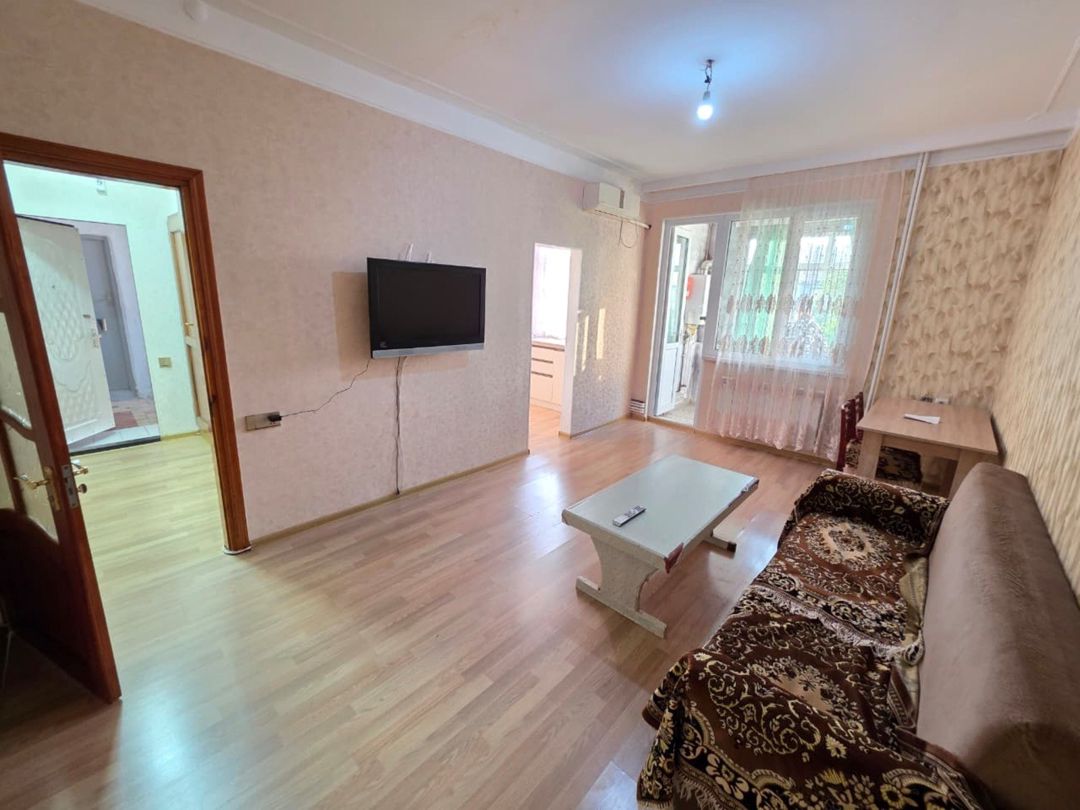 Satılır 2 otaqlı köhnə tikili 55 m² — Mənzil, Bakı (2)