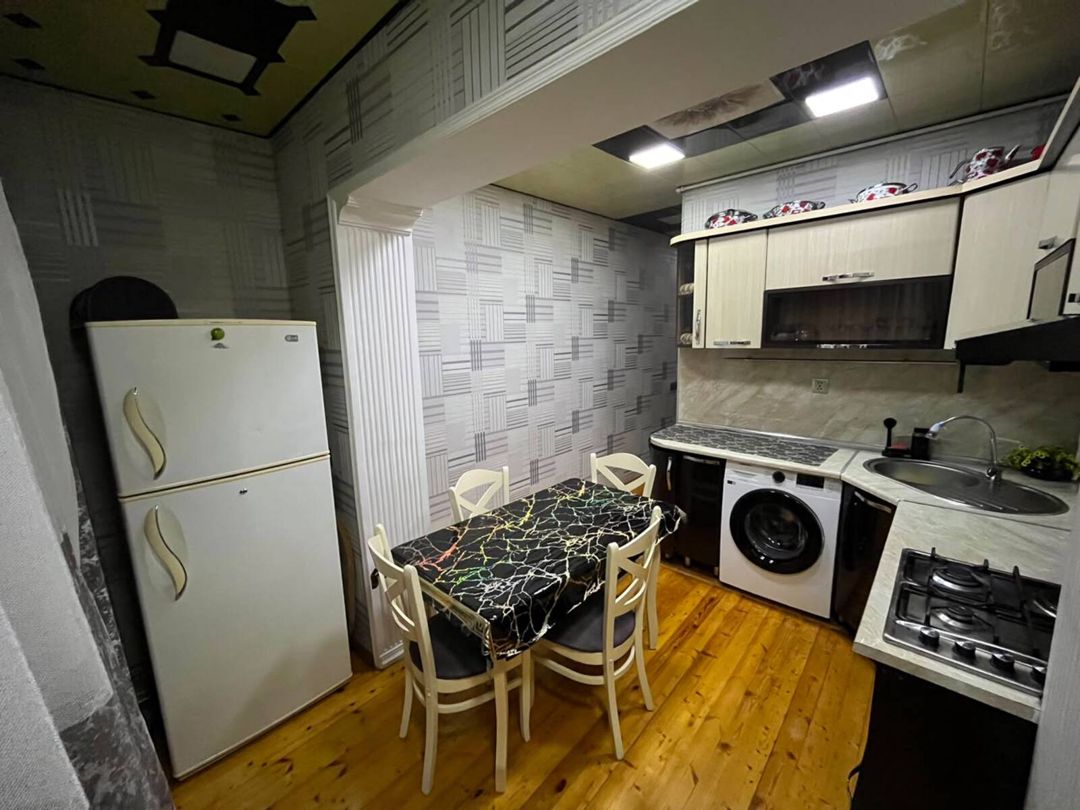 Satılır 2 otaqlı köhnə tikili 60 m² — Mənzil, Bakı (7)