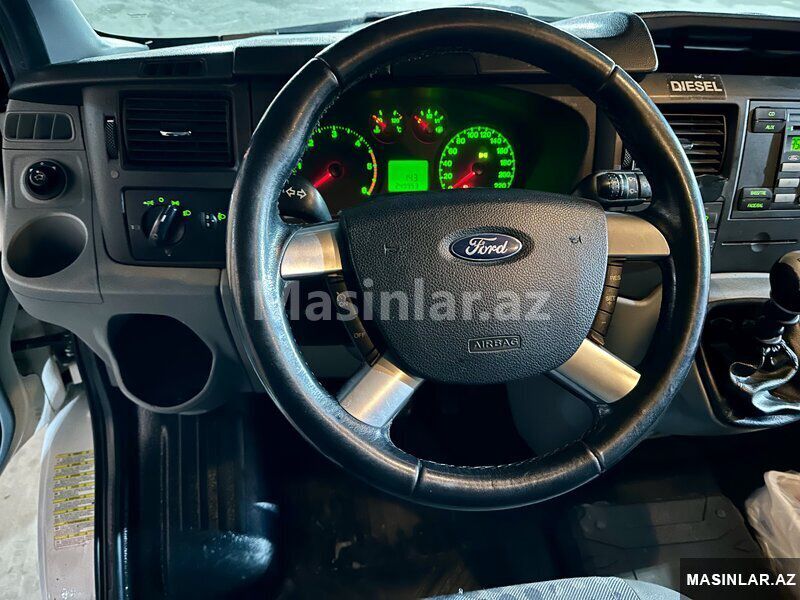 Ford Transit, 2012 il 77-MN-458 — Minik avtomobili icarəsi, Bakı (10)