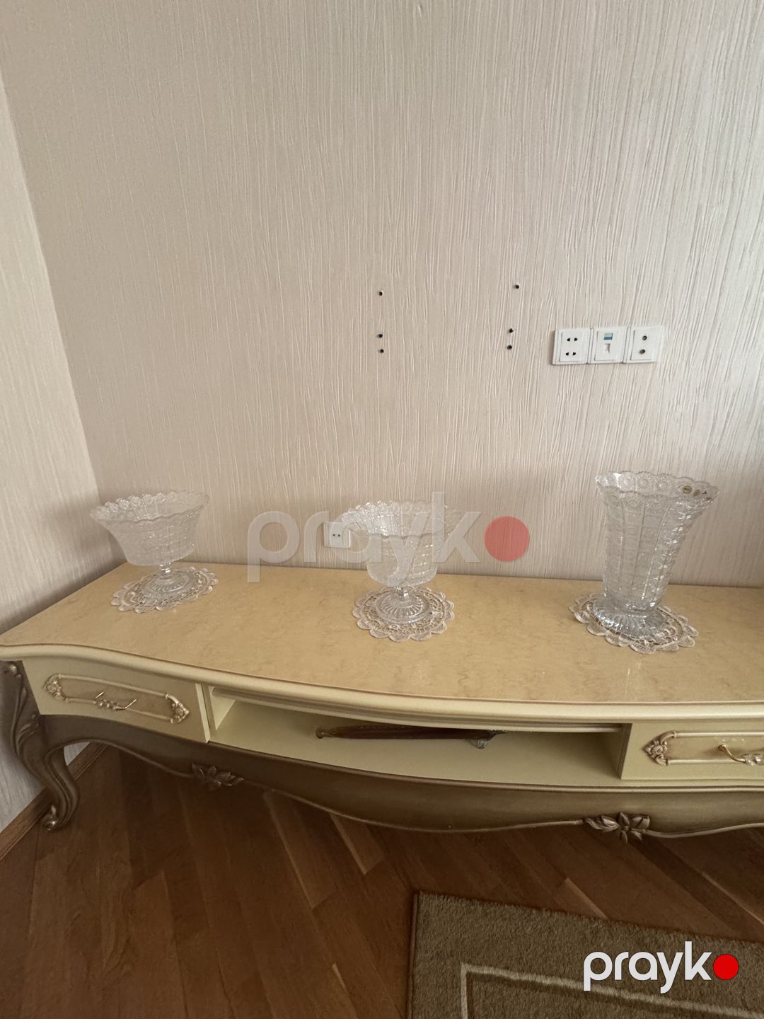 Qonaq dəsti — Divanlər, Bakı (2)