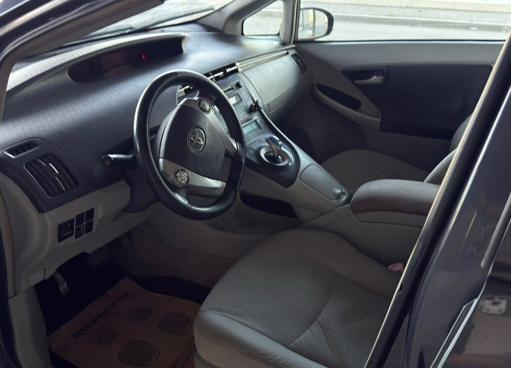 Toyota Prius, 2010 il, 289456 km, 1.8 L 77-CY-178 — Avtomobillər (9)