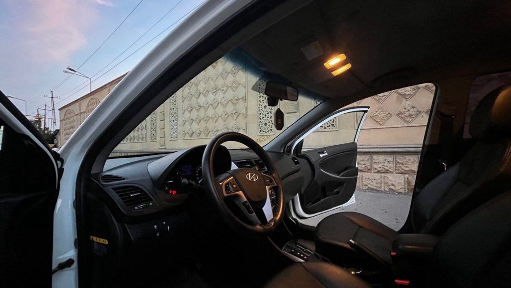 Hyundai Accent, 1.6 L, 2016 il, 161 000 km 99-CQ-320 — Avtomobillər, Bakı (11)