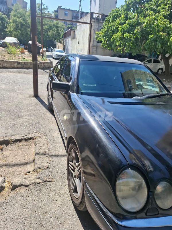 Mercedes E 240 2.4 L, 1999, 262 600 km — Avtomobillər, Bakı (5)