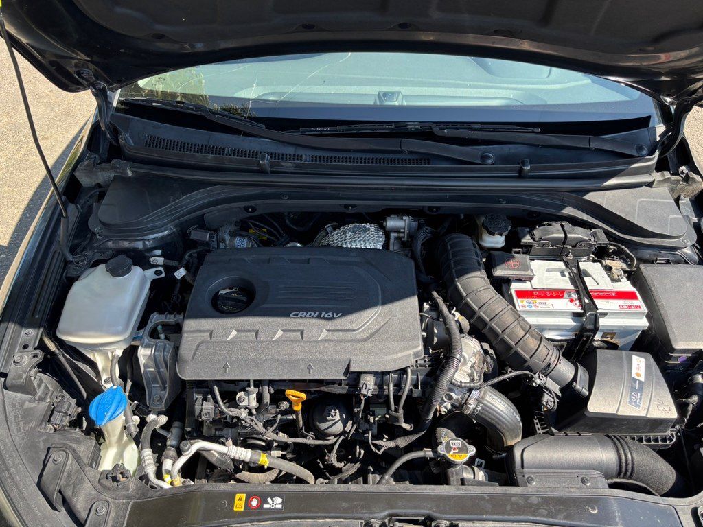 Hyundai Avante, 1.6 L, 2017 il, 193 000 km 77-SK-551 — Avtomobillər, Quba (5)