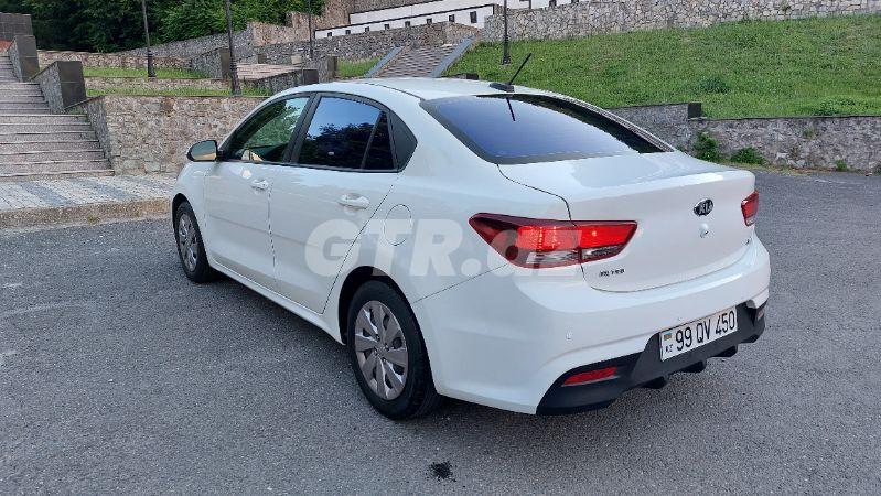 Kia Rio 1.6 L, 2019, 86 000 mil — Avtomobillər, Şəki (10)