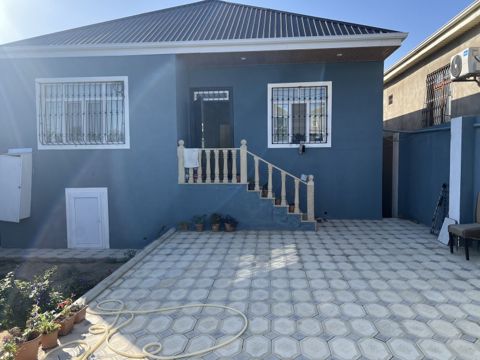 Satılır 3 otaqlı həyət evi/bağ evi 80 m² — Bakı
