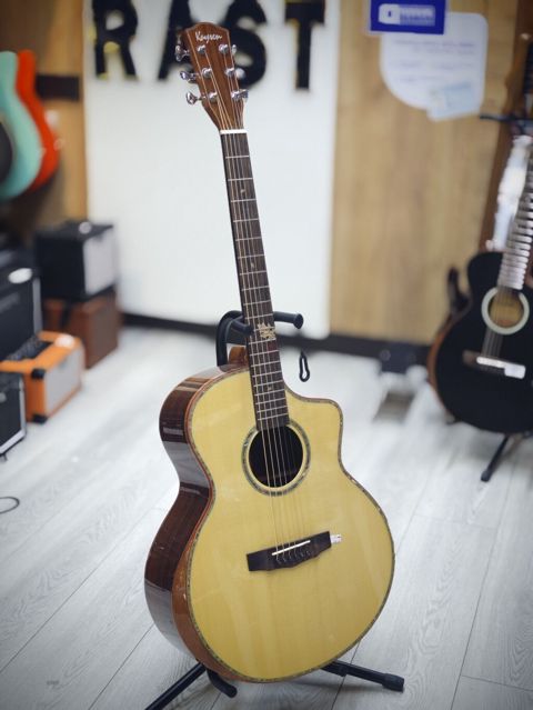 Akustik gitara K H1JF Rast musiqi aletleri maģazasinin ünvanları — Bakı