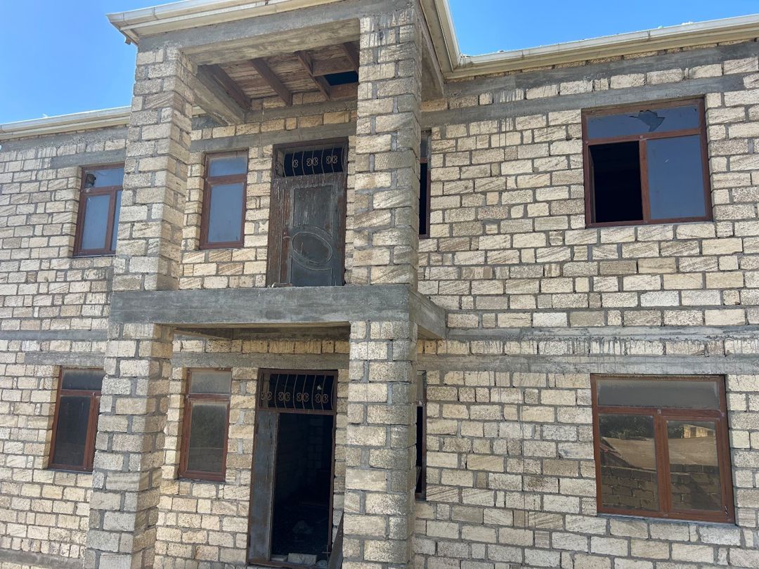 Həyət evi, Novxanı qəs — Ev, villa, Bakı (8)