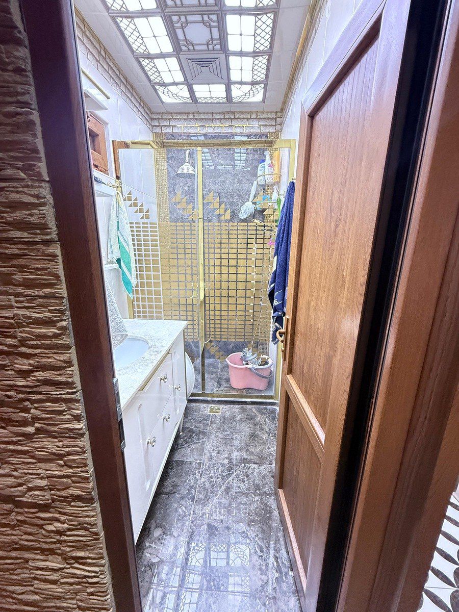 Satılır 4 otaqlı köhnə tikili 110 m² — Mənzil, Bakı (12)